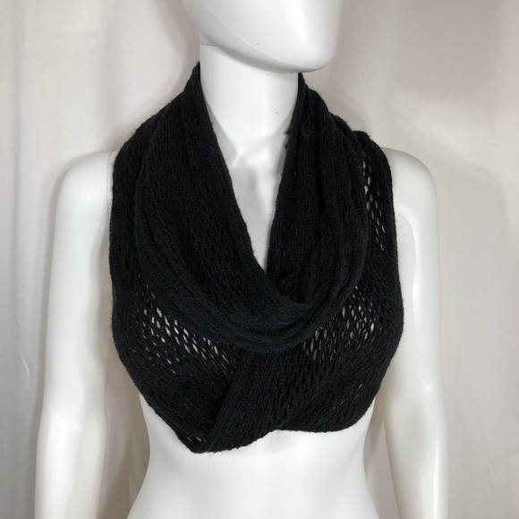 Black Netting Knit Infinity Loop Scarf - Picture 1 of 5
